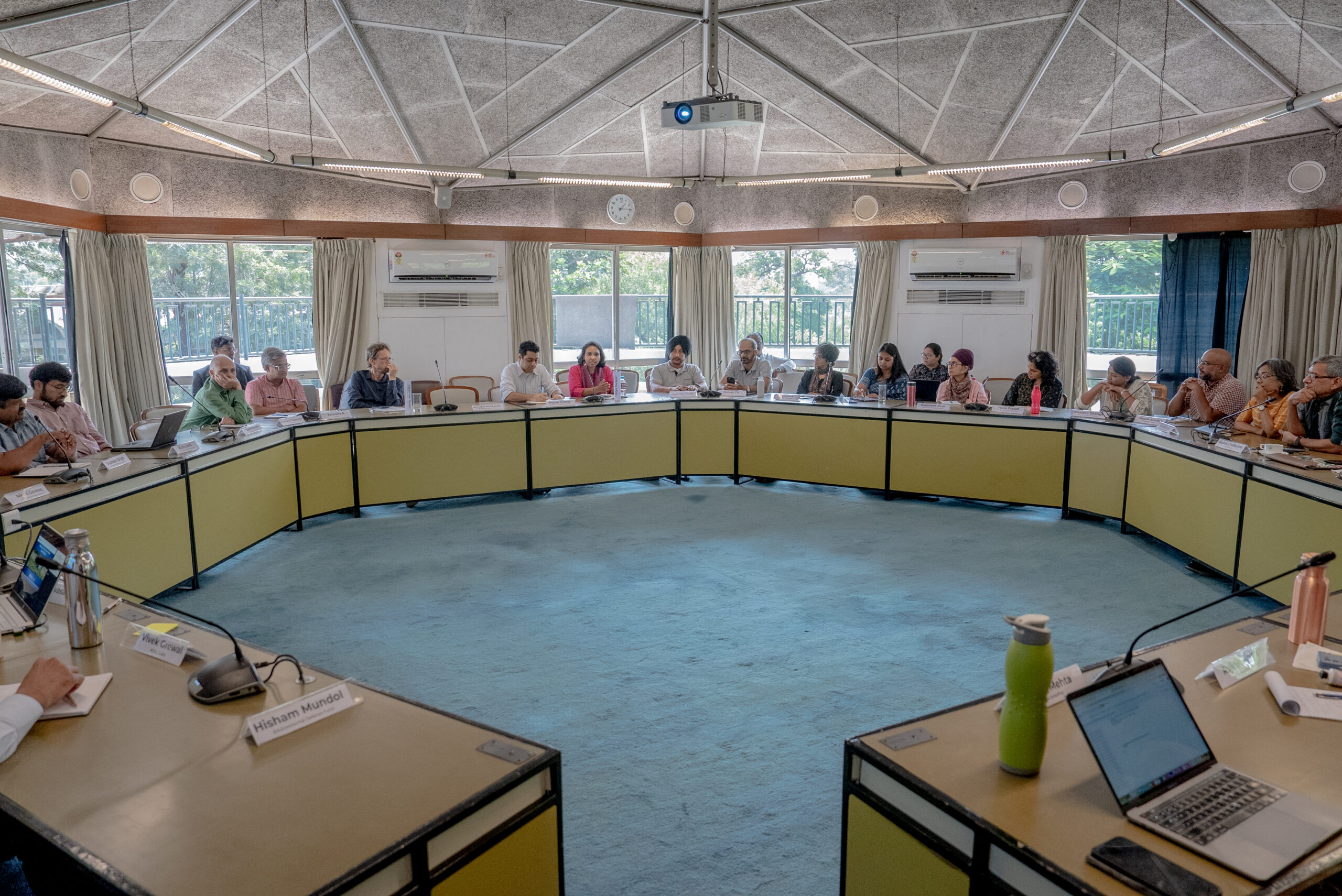 Roundtable on Systematising Monitoring, Evaluation and Learning in the Water Sector Roundtable on Systematising Monitoring, Evaluation and Learning in the Water Sector